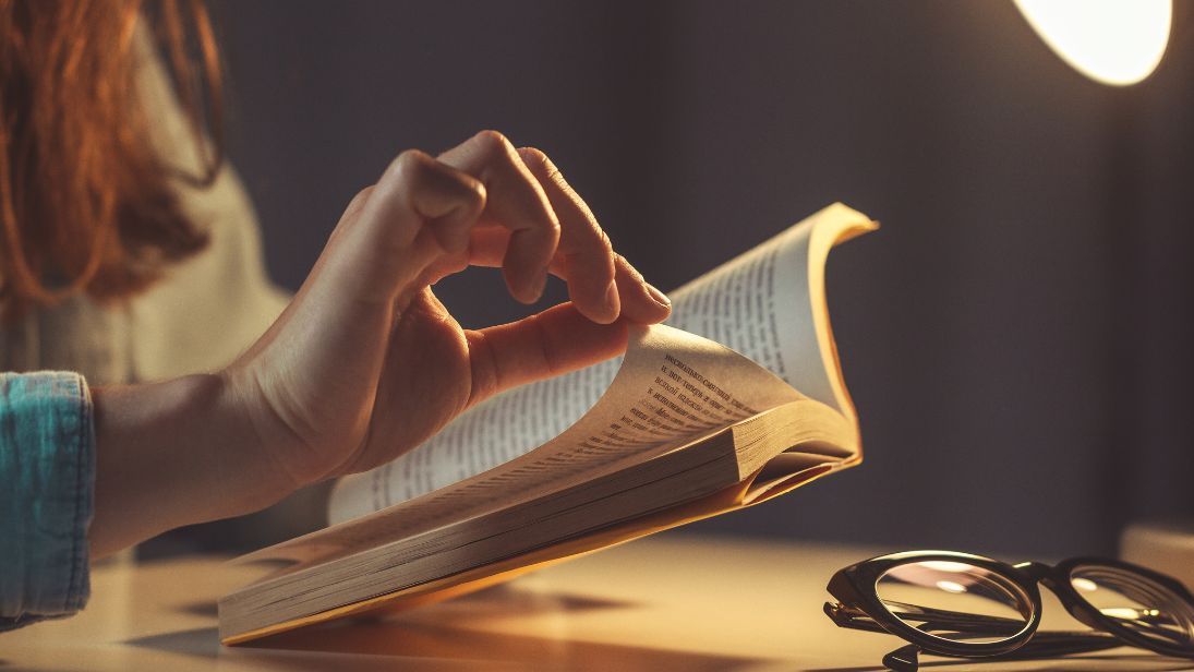 Jugendbuch-Rezension von Matilda Karli © Goffkein/Adobe Stock